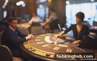 捕鱼王视角：真人博弈中策略演变的深度洞察